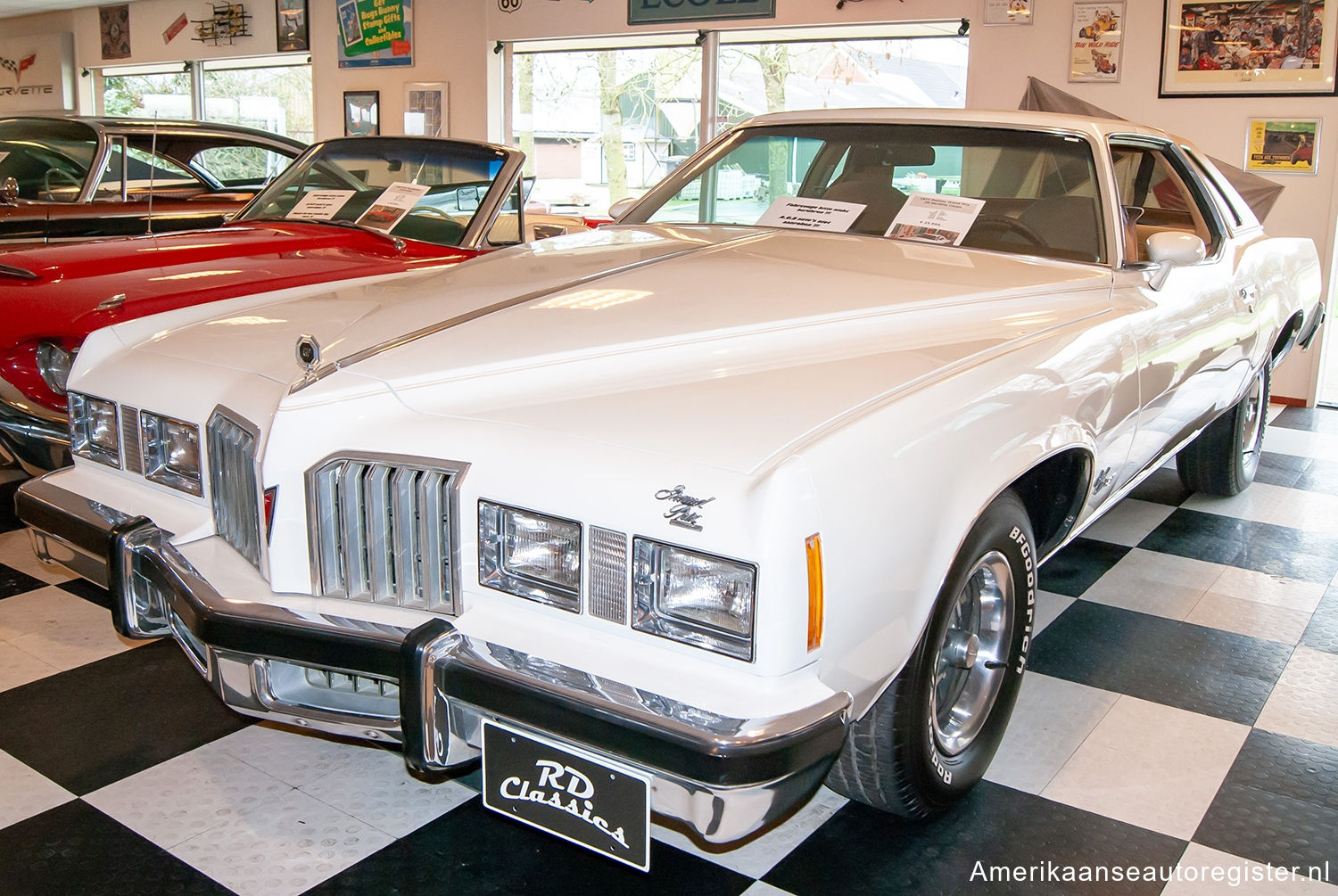 Pontiac Grand Prix uit 1977